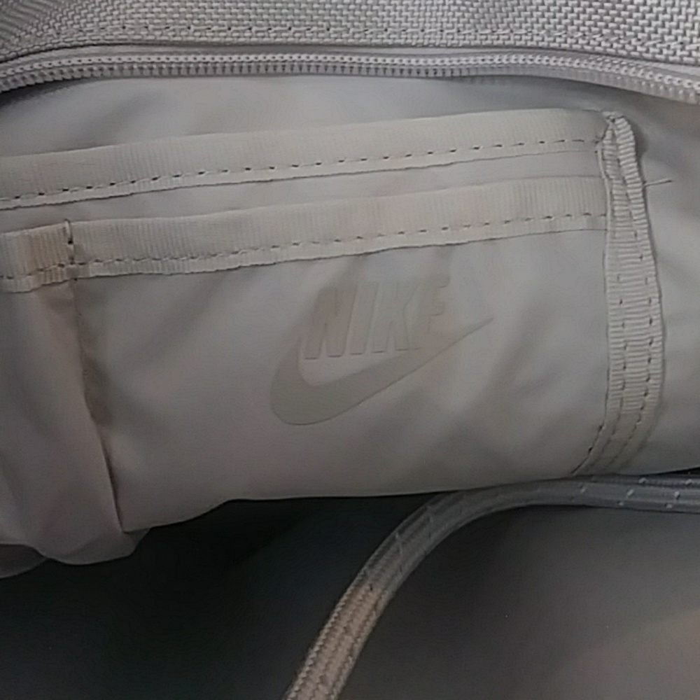 Last One Left! Nike Tote Bag - Picture 4 of 7